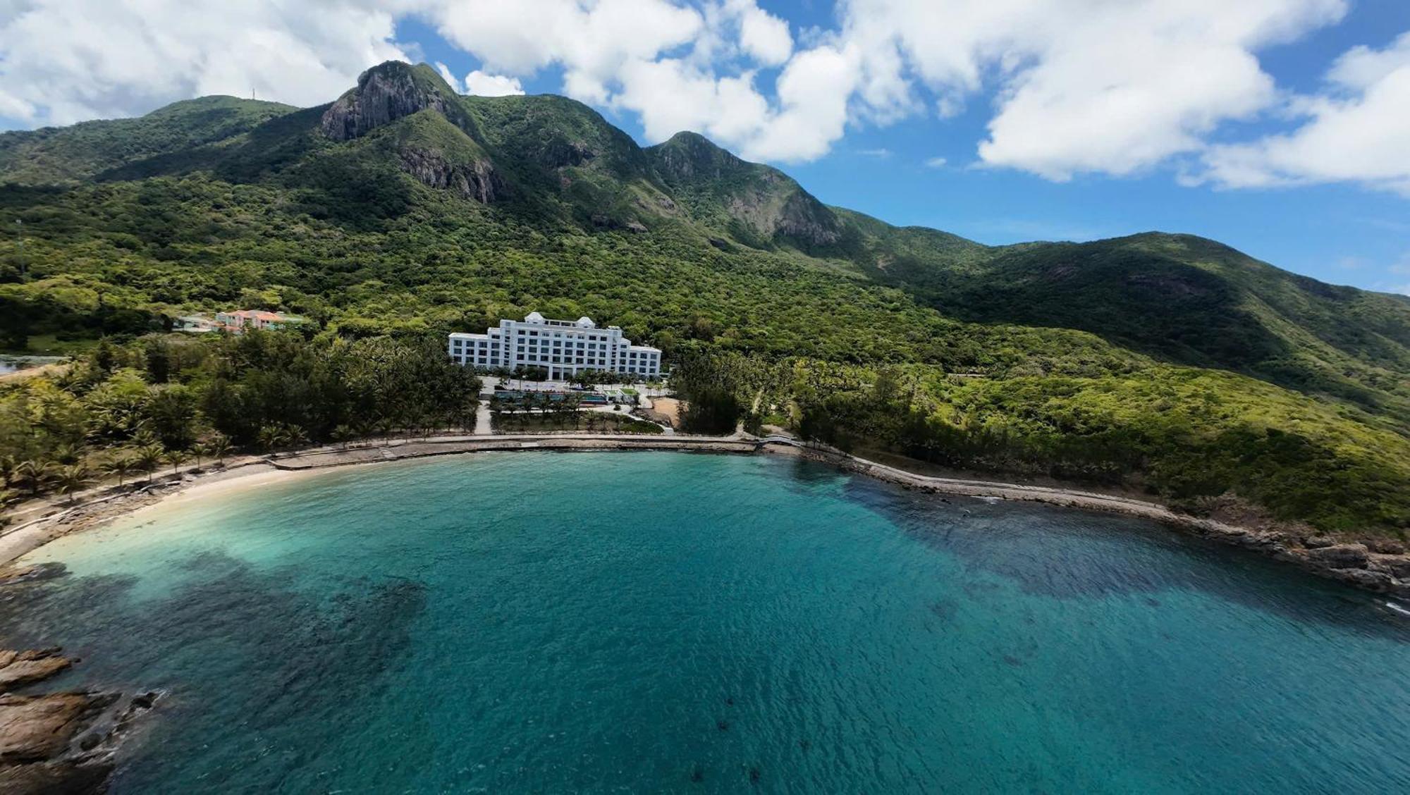 Orson Hotel & Resort Con Dao Chi Khu Co Ong Экстерьер фото